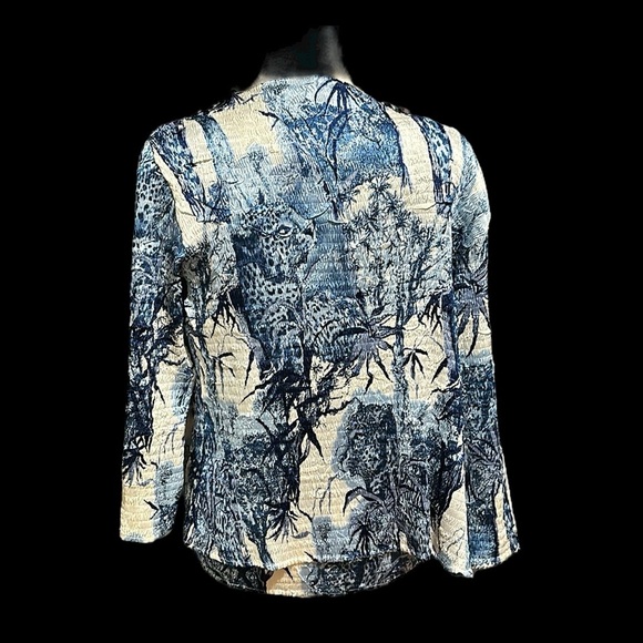 GUC Alberto Makali size large safari print 2 piece crinkle top - Picture 6 of 13